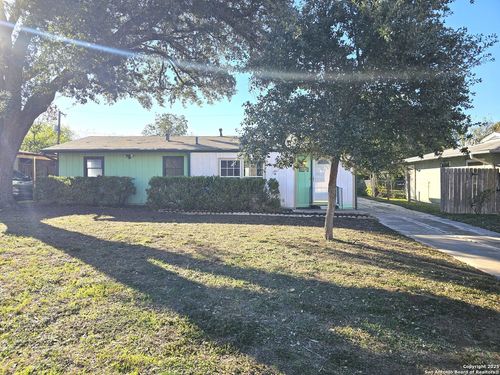 622 Sacramento, San Antonio, TX, 78212-1826 | Card Image