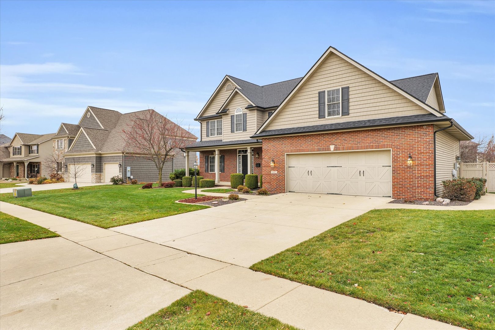 1607 Crabapple Lane, For Sale in Champaign Zoocasa