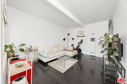 9-2325 Kansas Ave, Santa Monica, CA, 90404 | Card Image