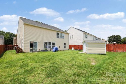 5654 Hammermill Dr, Harrisburg, NC, 28075-3933 | Card Image