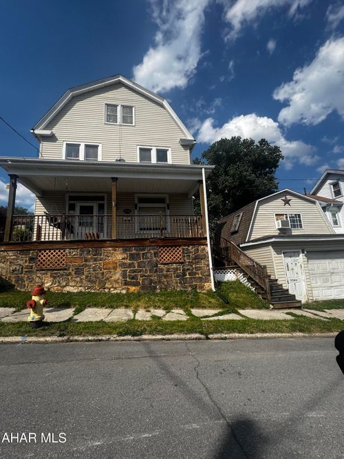 918 26th St, Altoona, PA, 16601-1808 | Card Image