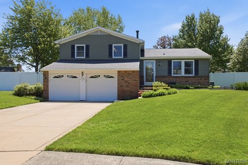 5183 Garden Path, Hamburg, NY, 14075-3402 | Card Image