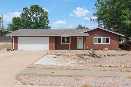1516 N 7th St, Rapid City, SD, 57701-3126 | Card Image