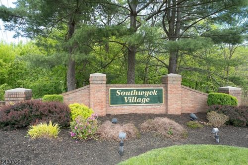 41 Wareham Ct, Scotch Plains, NJ, 07076-3138 | Card Image