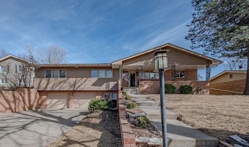 3640 Cheyenne Blvd, Sioux City, IA, 51104-1850 | Card Image