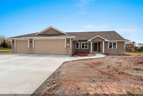 305 Battery Avenue, DE PERE, WI, 54115 | Card Image