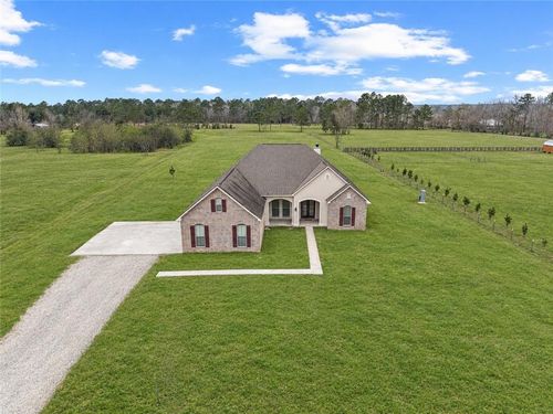 80267 Railroad Ave, Bush, LA, 70431-6404 | Card Image