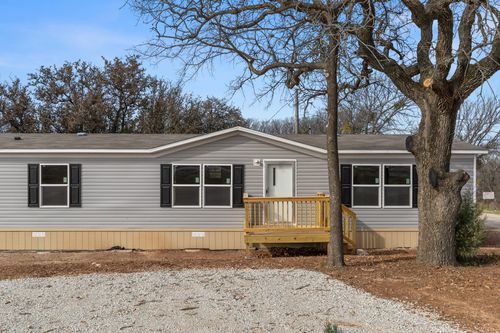 107 Valley St, Bridgeport, TX, 76426-6045 | Card Image