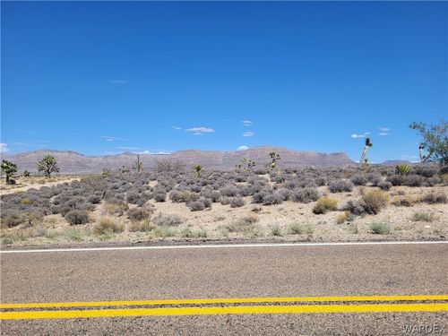 27150 N Pierce Ferry Rd, Meadview, AZ, 86444 | Card Image