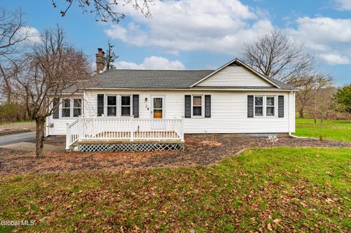 2 Brown Rd, Schaghticoke, NY, 12154-3501 | Card Image