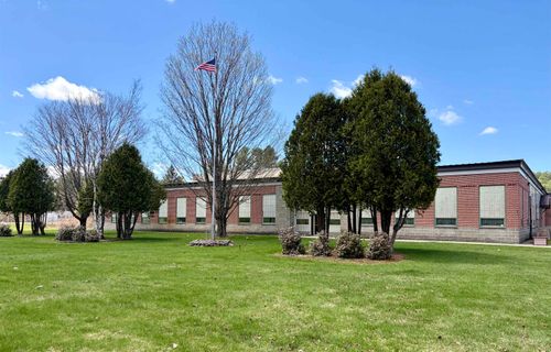 390 Highland Avenue, Littleton, NH, 03561 | Card Image