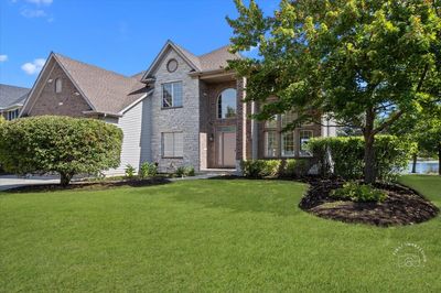 741 Waterside Drive, House other with 4 bedrooms, 2 bathrooms and 3 parking in South Elgin IL | Image 2