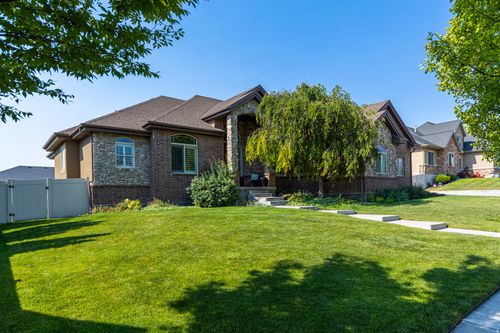 1685 W Prairie Hill Dr, Bluffdale, UT, 84065-5174 | Card Image
