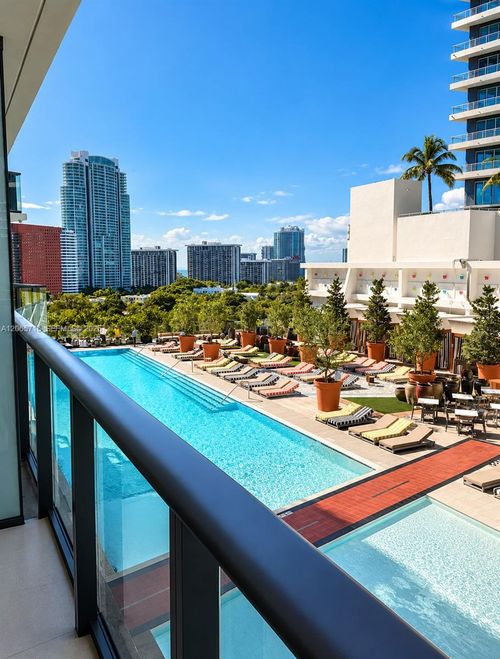 1008-1300 S Miami Ave, Miami, FL, 33130-4469 | Card Image