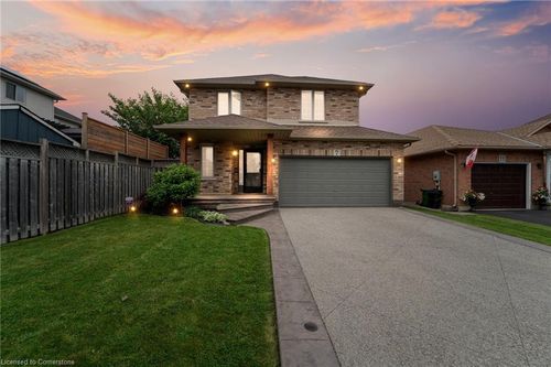 7 Fulmar Way, Mount Hope, ON, L0R1W0 | Card Image