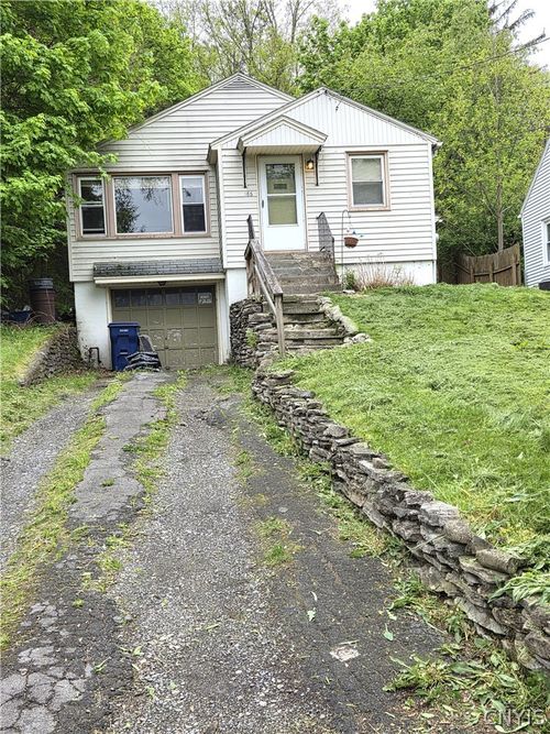 184 Hopper Road, Syracuse, NY, 13207 | Card Image