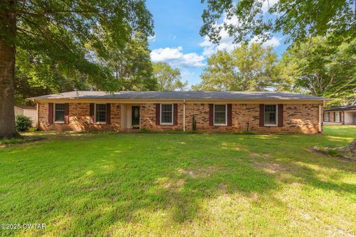 21 Camellia Dr, Jackson, TN, 38301-7603 | Card Image