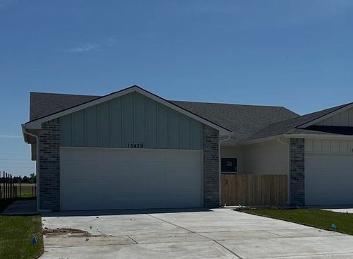 15439 W Josephine St, Goddard, KS, 67052-1111 | Card Image