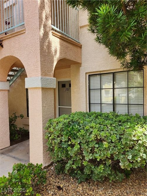 101-4805 S Torrey Pines Dr, Las Vegas, NV, 89103-4403 | Card Image