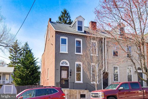 114 N Charlotte St, LANCASTER, PA, 17603-3402 | Card Image