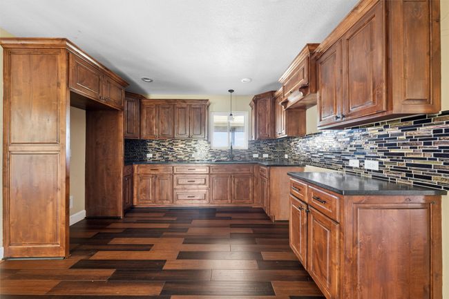 1518 Roadrunner Trl, House other with 4 bedrooms, 3 bathrooms and null parking in Riesel TX | Image 7