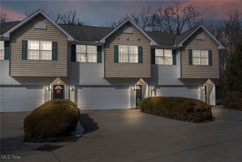 27 Elm Creek Way, Aurora, OH, 44202 | Card Image