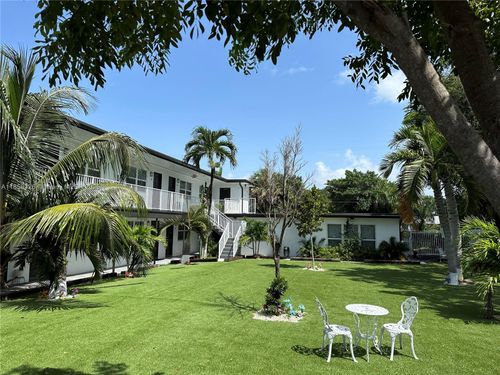 11-1821 Thomas St, Hollywood, FL, 33020-2128 | Card Image