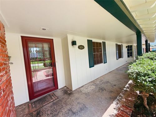 1404 Rinehart Dr, El Reno, OK, 73036-5625 | Card Image
