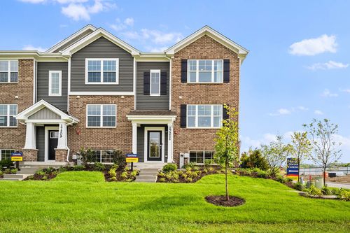 6351 Ulster Dr, Tinley Park, IL, 60477-4831 | Card Image