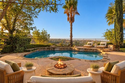 25501 Magnolia Ln, Stevenson Ranch, CA, 91381-1846 | Card Image