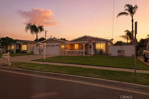 22121 Mavis St, Grand Terrace, CA, 92313-5610 | Card Image