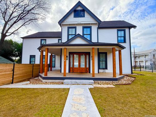 630 Carson St, San Antonio, TX, 78208-1205 | Card Image