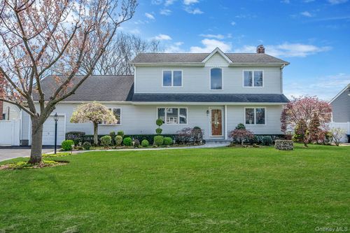 14 Chichester Road, Huntington, NY, 11746 | Card Image