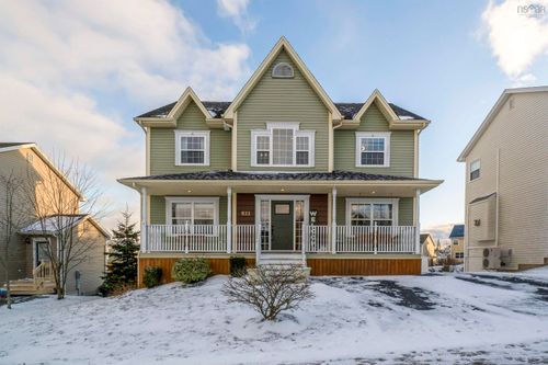 {{alt}} | Card Image