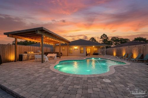 8193 Sierra St, Navarre, FL, 32566-9253 | Card Image