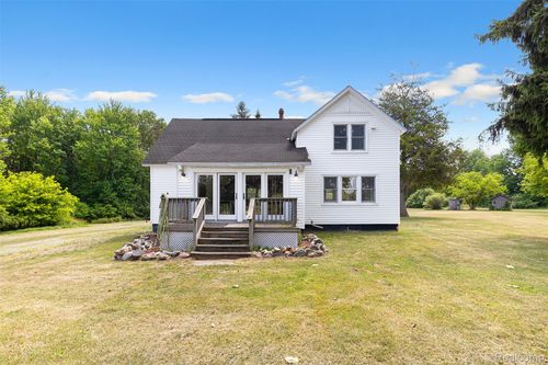 27901 Brandes Rd, Flat Rock, MI, 48134-9715 | Card Image