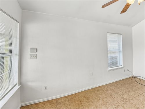 3108 Lincoln Ave, Fort Worth, TX, 76106-5694 | Card Image