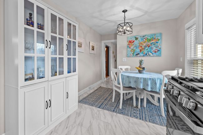 3835 Lakecrest Dr, House other with 4 bedrooms, 3 bathrooms and null parking in Bloomfield Hills MI | Image 7