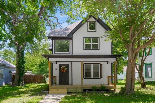 731 S Main St, Ottawa, KS, 66067-2803 | Card Image