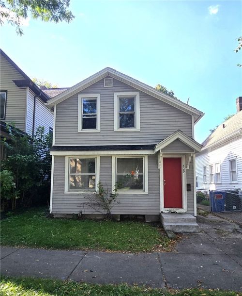 829 Goodman St S, Rochester, NY, 14620-2523 | Card Image