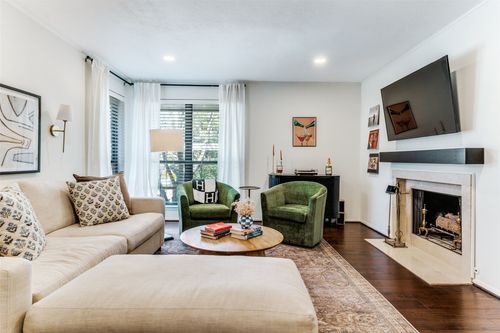 210-6020 Birchbrook Dr, Dallas, TX, 75206-4425 | Card Image