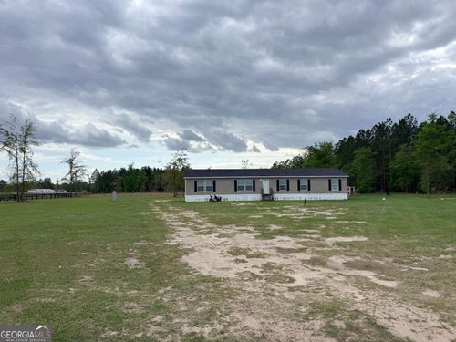 7518 Buck Head Rd, Baxley, GA, 31513-3950 | Card Image