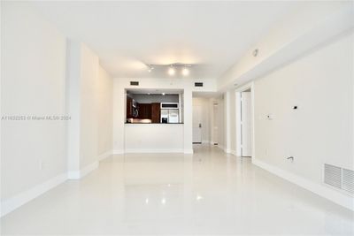 603S - 7350 Sw 89th St, Condo with 1 bedrooms, 1 bathrooms and null parking in Miami FL | Image 2