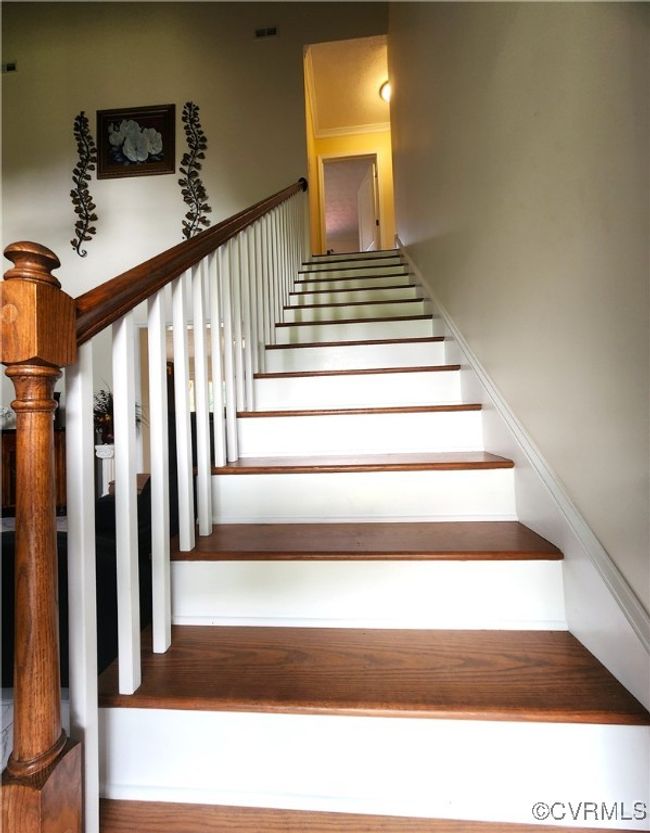 View of stairs | Image 18