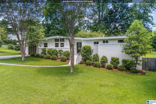2213 Brookdale Ln, VESTAVIA HILLS, AL, 35216-2101 | Card Image