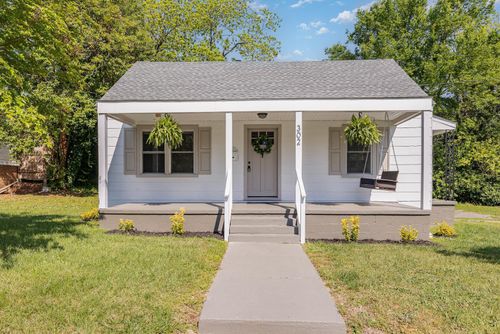 302 N Fayetteville St, Clayton, NC, 27520-1910 | Card Image