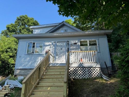 99 E State St, Wellsville, NY, 14895-1239 | Card Image