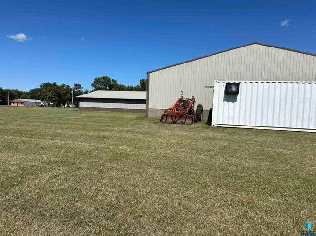 911 Sixth St, Home with 0 bedrooms, 2 bathrooms and null parking in Freeman SD | Image 80