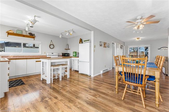 793 Lakeshore Rd, House other with 3 bedrooms, 1 bathrooms and 2 parking in Selkirk ON | Image 12