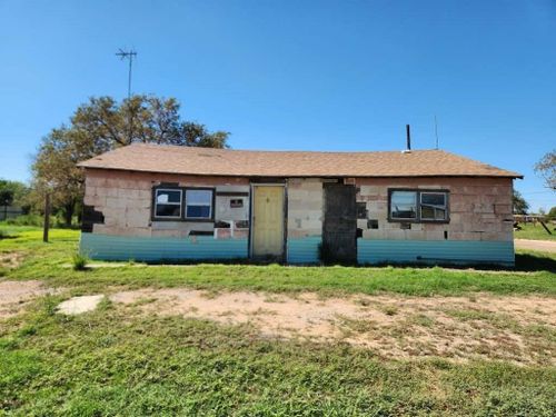1029 Avenue J, Tahoka, TX, 79373 | Card Image